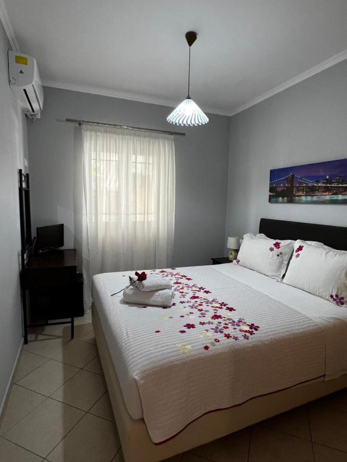 Anna'S Apartments นิเกียนา ภายนอก รูปภาพ